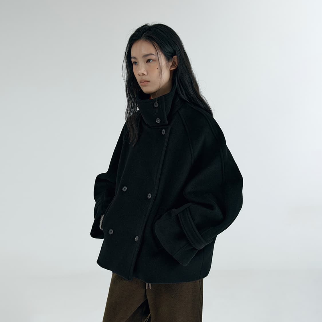 시야쥬 하이넥 오버핏 하프코트 블랙 상품이미지1