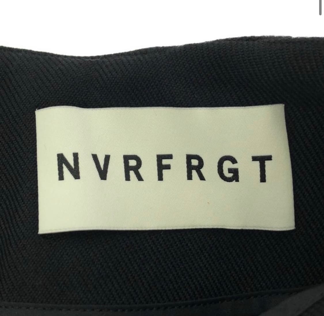 NVRFRGT네버포겟 커브드 트라우저 상품이미지4