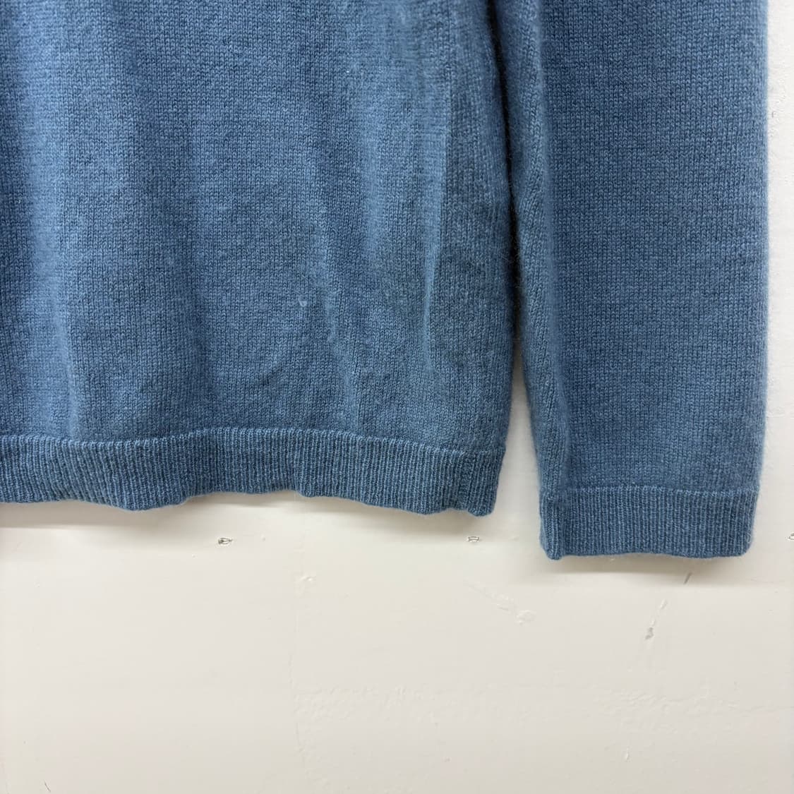 무신사 스탠다드 블루 니트 L 상품이미지2