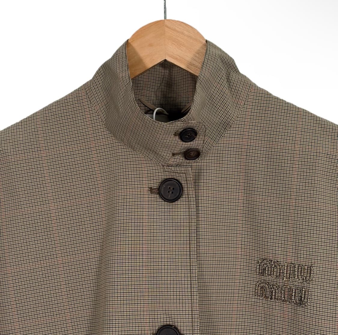 [38] 미우미우 25ss 테크니컬 체크 로고 블루종 자켓 올리브 그린 상품이미지4