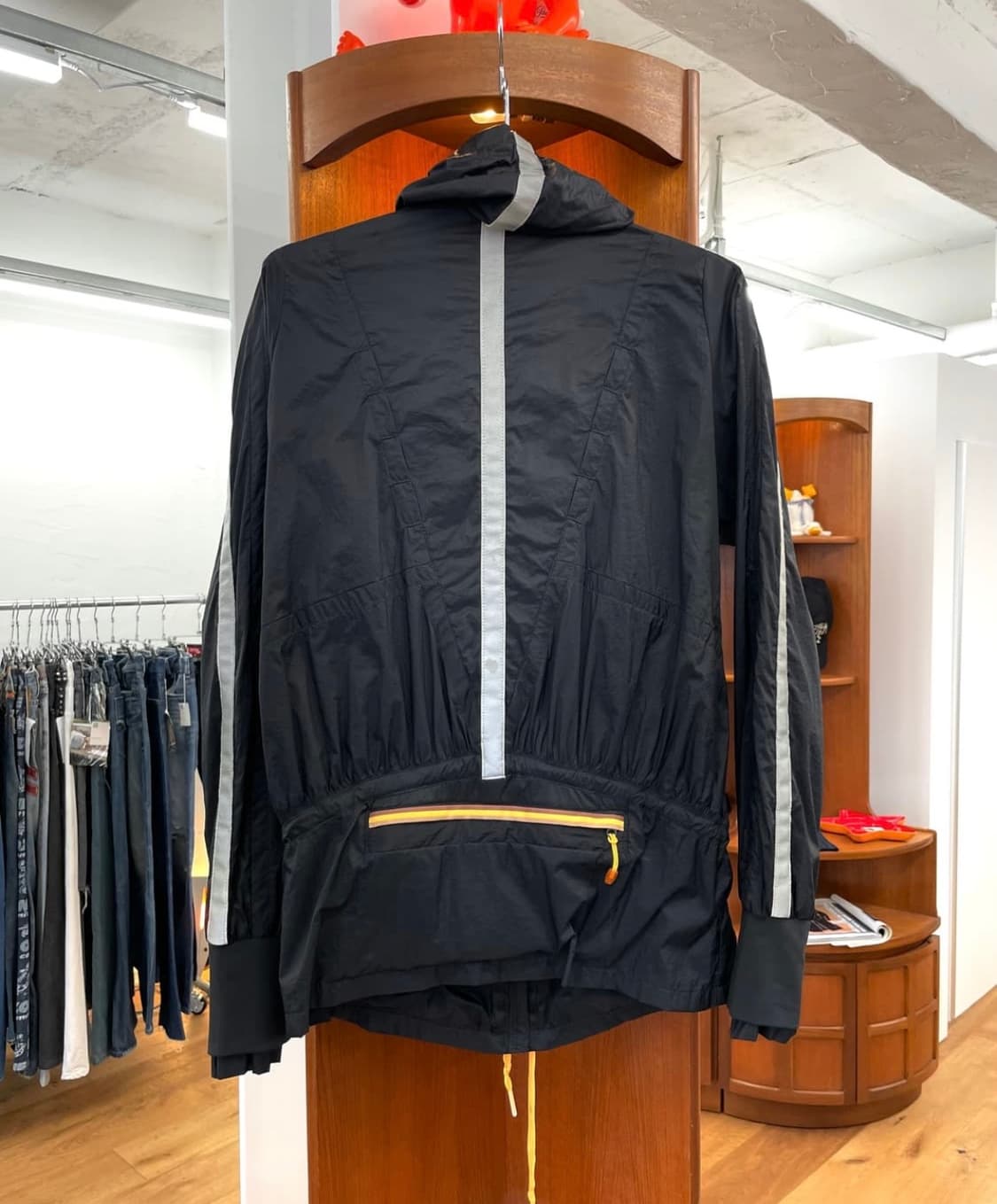 아디다스 스탤라매카트니 나일론 바람막이 자켓 상품이미지5