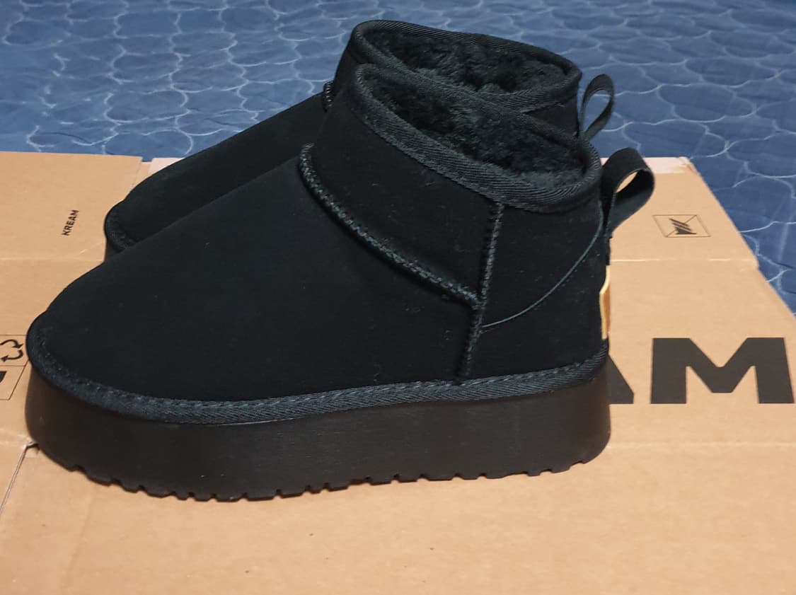 어그 미니 플랫폼 부츠 블랙 (225) 상품이미지2