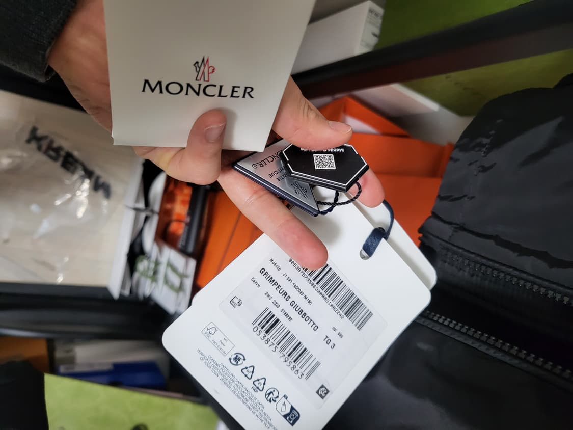 24SS 몽클레어 그림퍼스 바람막이 자켓 3사이즈 상품이미지3