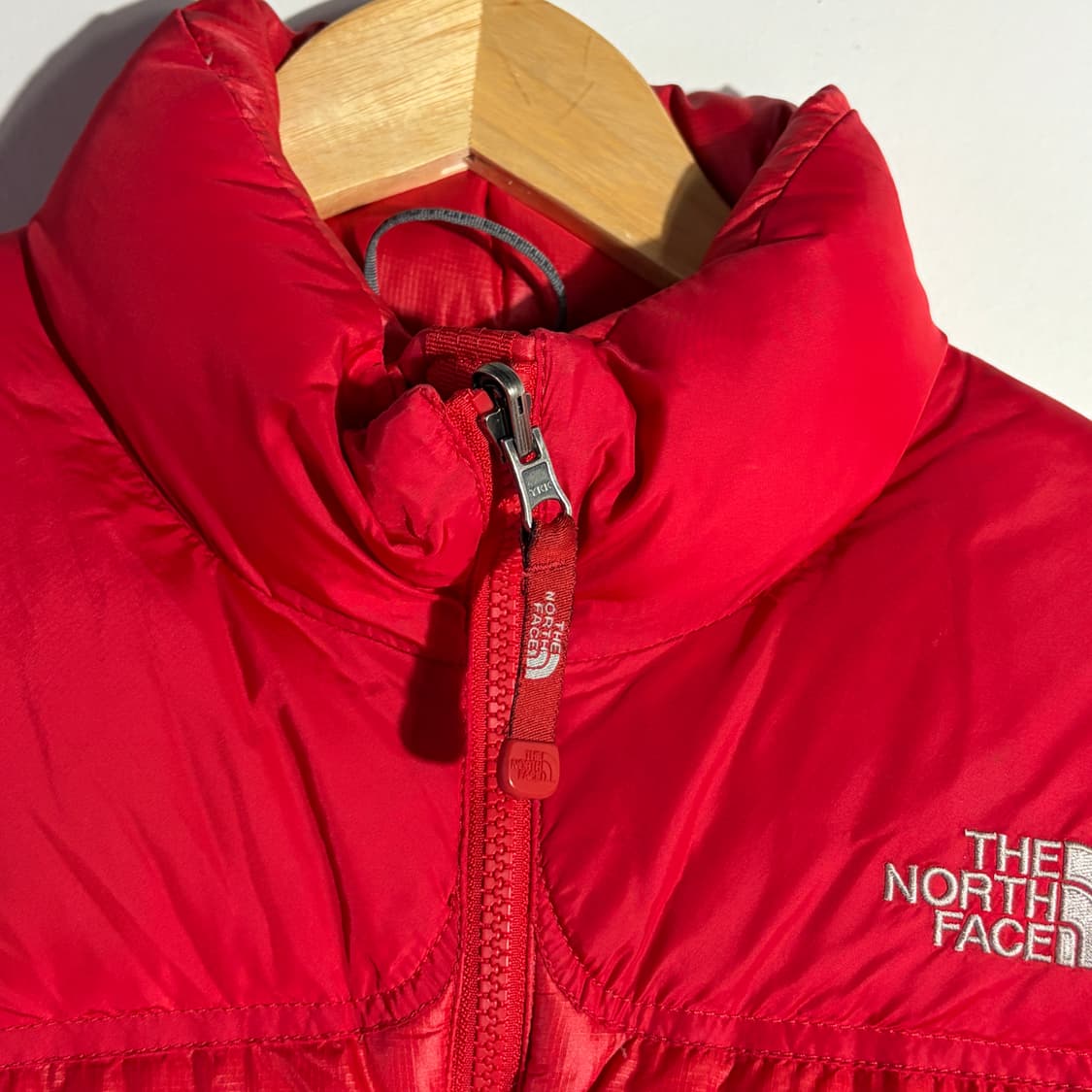노스페이스 빈티지 레드 경량 다운 자켓 상품이미지3