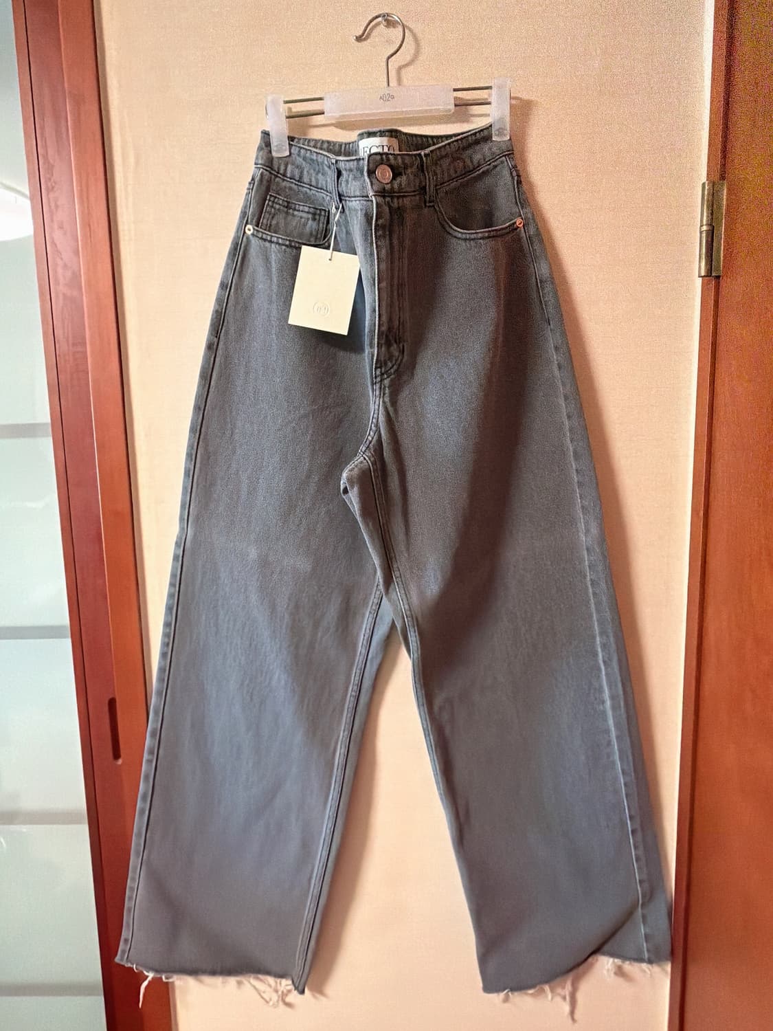 RECTO 22FW 와이드 데님 팬츠 그레이 판매합니다. 상품이미지1