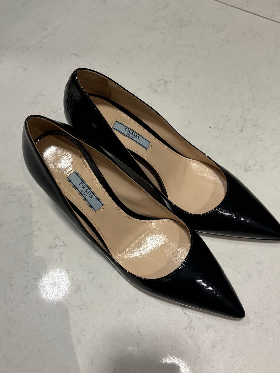 프라다 포인트도 펌프스 힐 250  상품이미지1