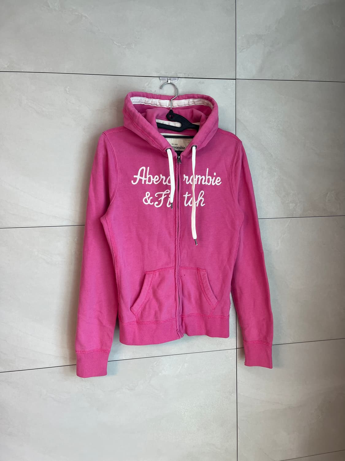 아베크롬비 스펠로고 딱붙핏 딸기우유 후드집업 [M] 상품이미지2