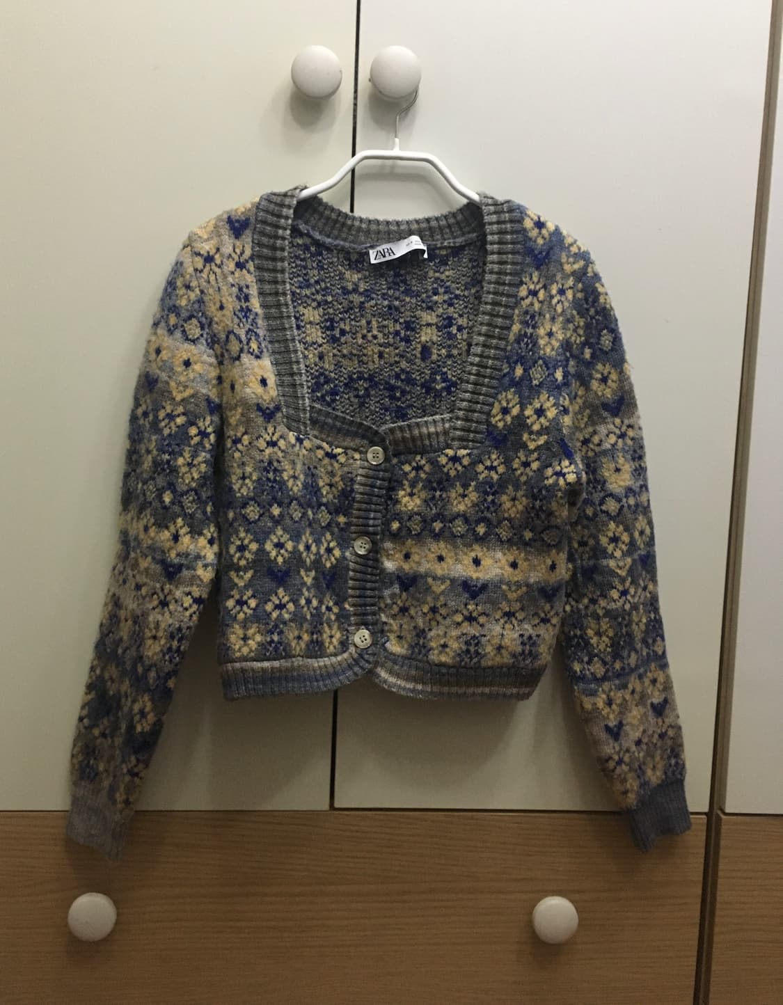 자라 패턴 크롭 가디건 상품이미지2