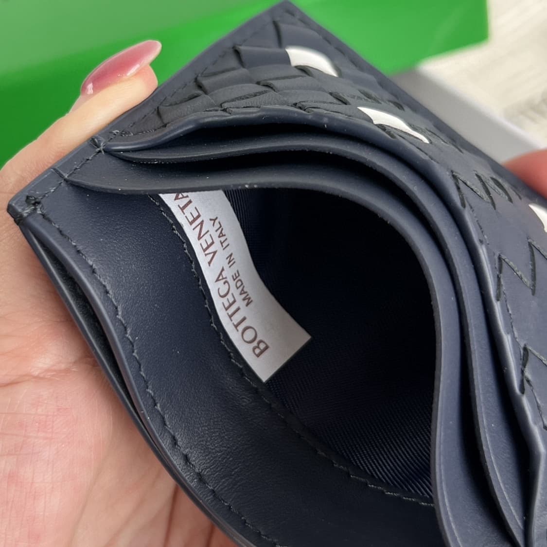 보테가 베네타 인트레치아토 피콜로 카드 케이스 어비스 화이트 상품이미지3