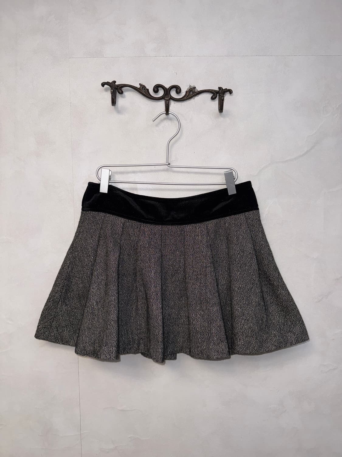 Egoist black gray wool pleats skirt 상품이미지1