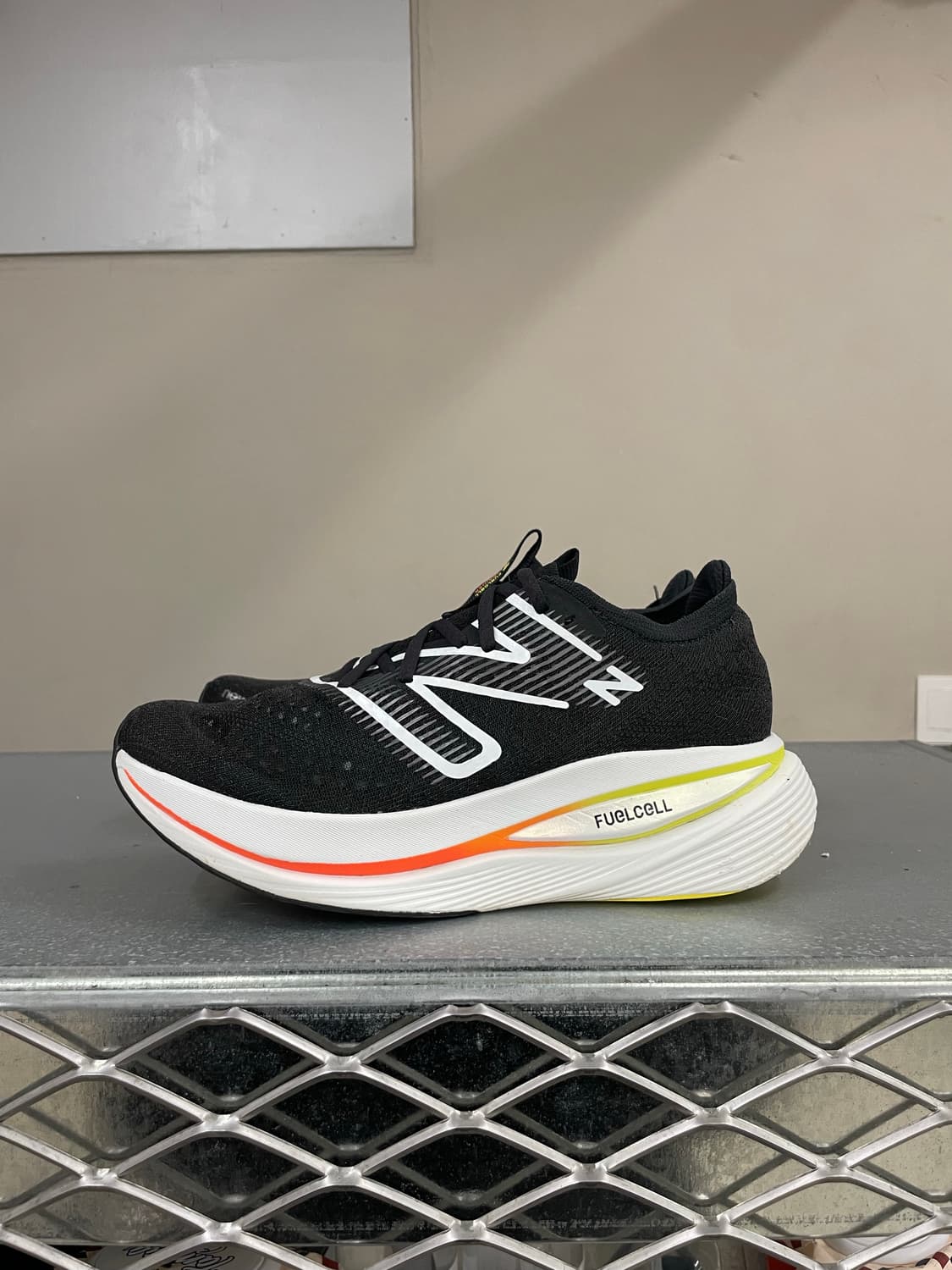 뉴발란스 퓨어셀 슈퍼컴프 트레이너 v2 블랙 270 상품이미지1