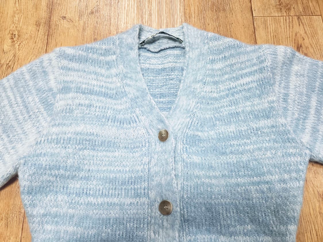 세라비(CESTLAVIE) 언발라스 크롭가디건 55 새상품 상품이미지2