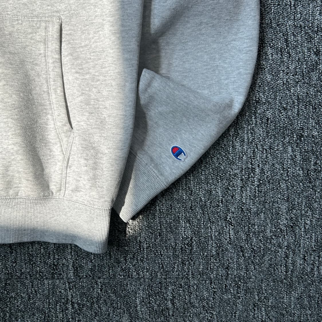챔피온 그레이 로고 후드집업 상품이미지3