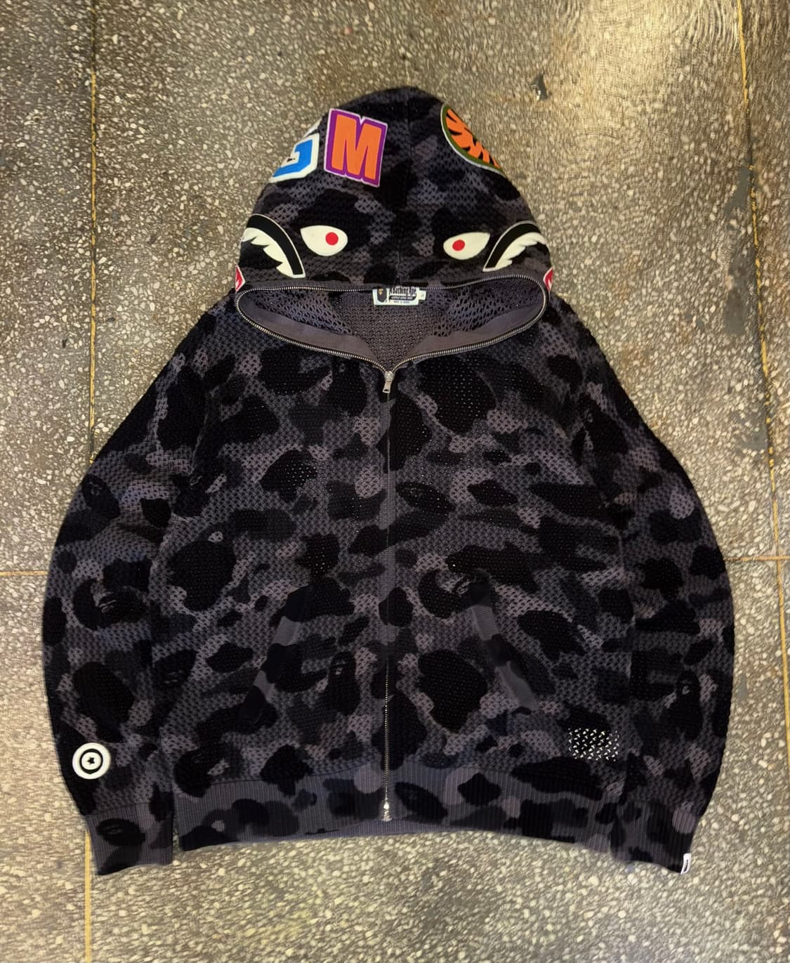 A BATHING APE 블랙 카모 샤크 니트 후드집업 상품이미지1