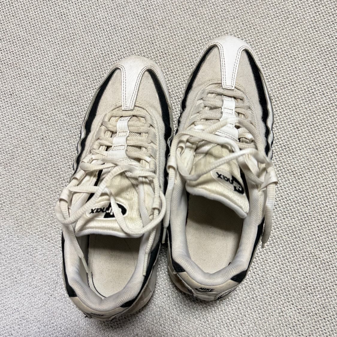 나이키 에어맥스 95 유벤투스 상품이미지4