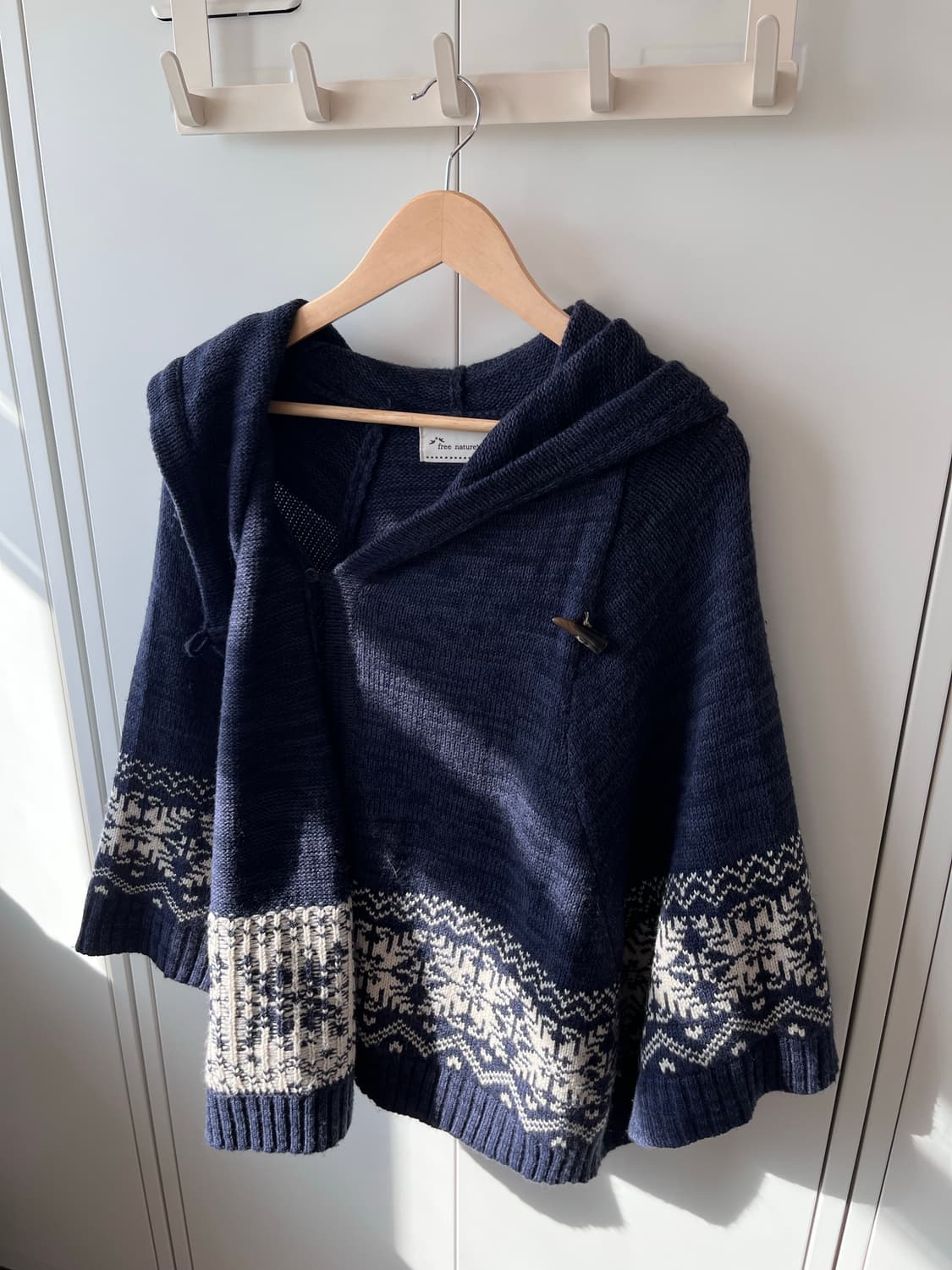 Free nature 눈꽃 노르딕 후드 케이프 니트 가디건 상품이미지8