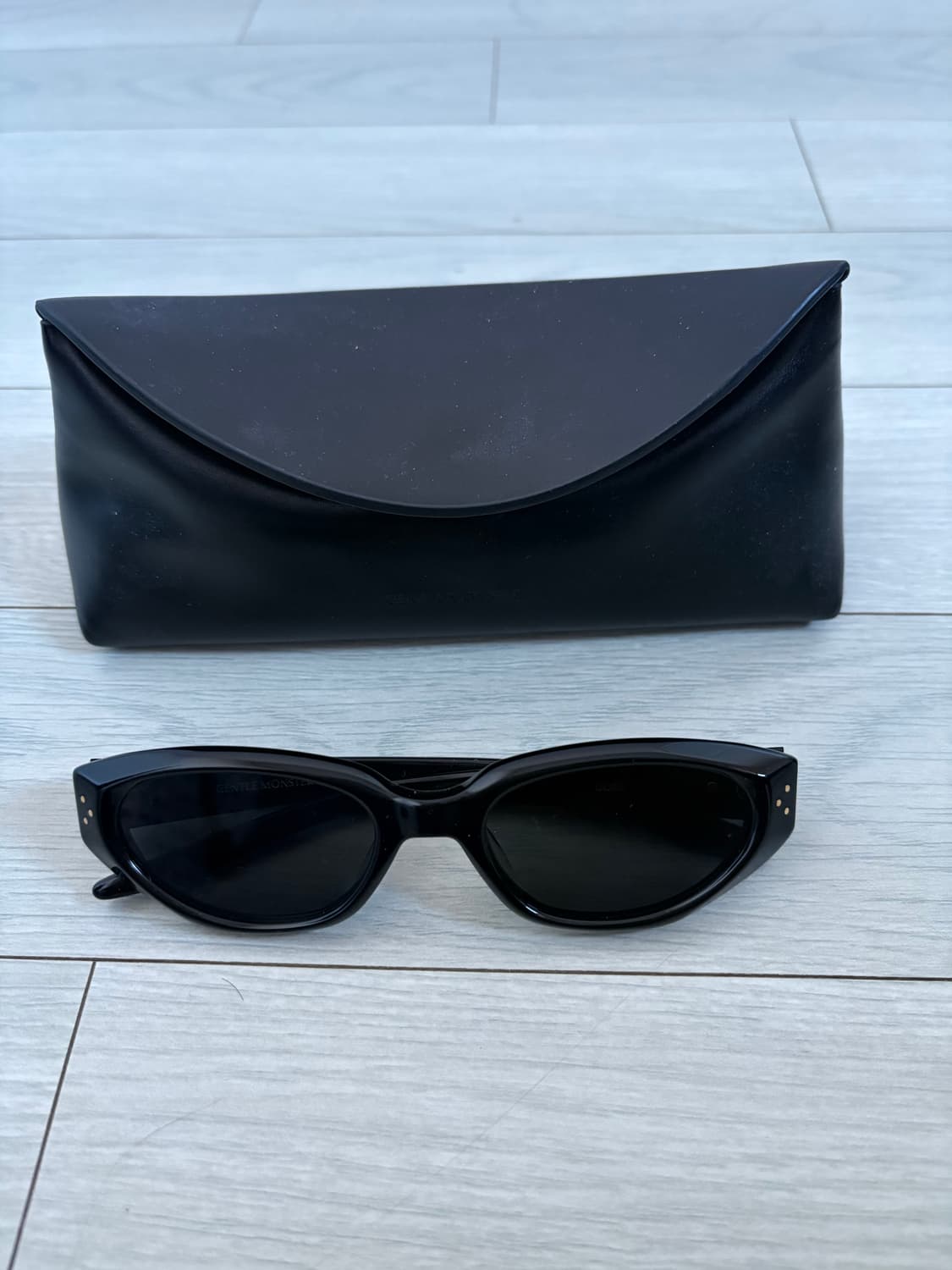 젠틀몬스터 던스 01 상품이미지1