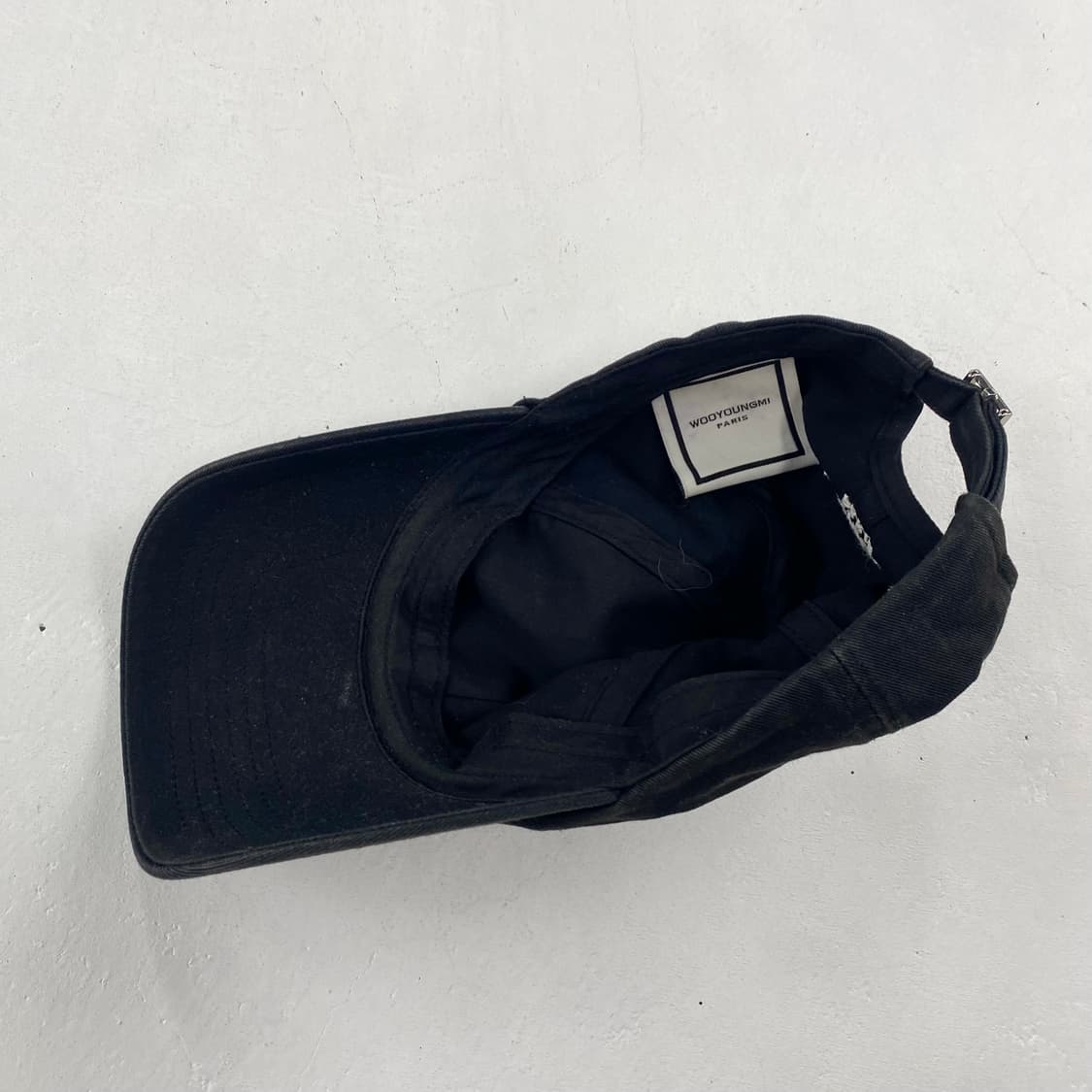 우영미 스몰 로고 블랙 볼 캡 상품이미지6