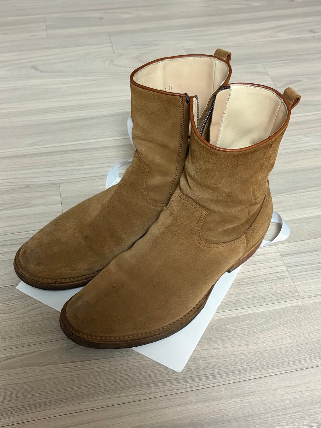 [42] 논네이티브 마인데님 스웨이드 부츠 카멜 색상 상품이미지1