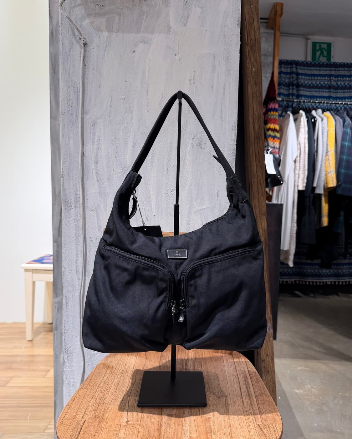 구찌 블랙 GG 나일론 레더 더블포켓 호보백 상품이미지2