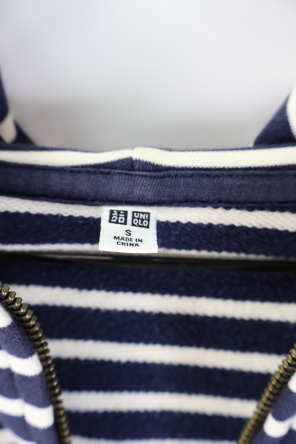 Uniqlo Navy Striped Zip Up Hoodies 상품이미지5