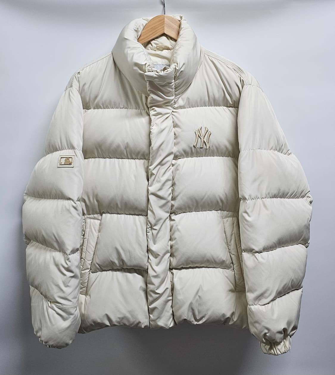 MLB 뉴욕양키스 덕다운 푸퍼패딩 S 공용 상품이미지1