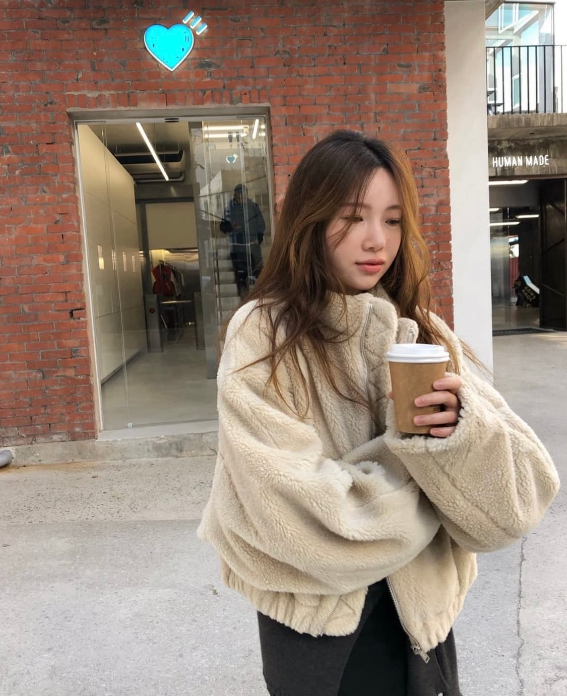 더바넷 시어링 자켓 Cropped Eco-Shearling Jacket 상품이미지5
