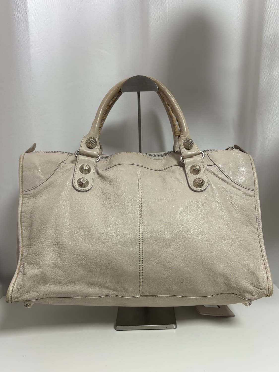 발렌시아가 자이언트 워크 모터백 상품이미지6