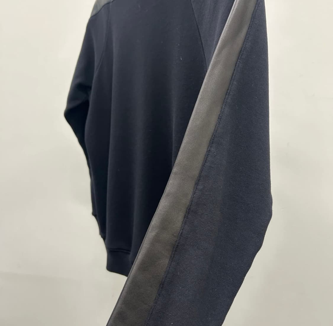 생로랑 에디슬리먼 랜스킨패치 스웨트셔트 상품이미지5