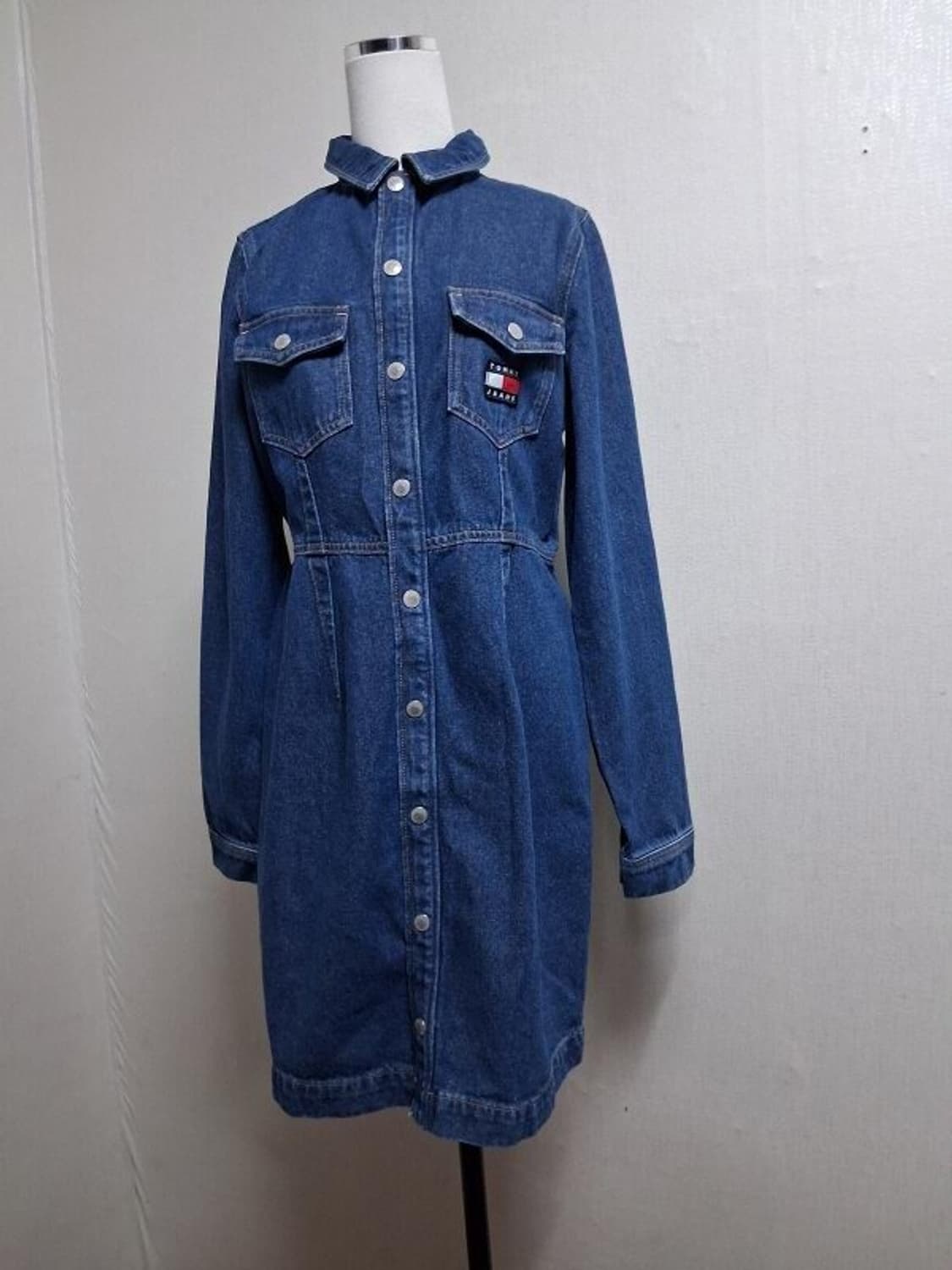 타미힐피거 여성 타미 데님진 미디원피스 표기M 55또는슬림체형 피트66
 상품이미지1