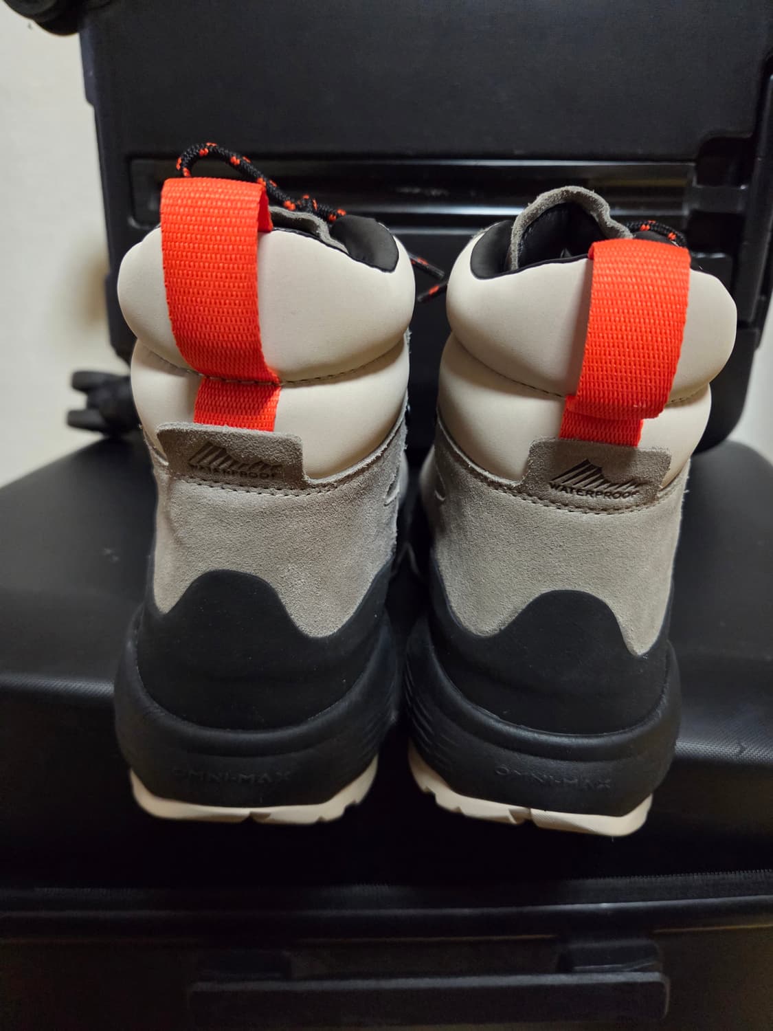 컬럼비아 뉴튼 알파인 등산화  290mm 새상품 상품이미지4