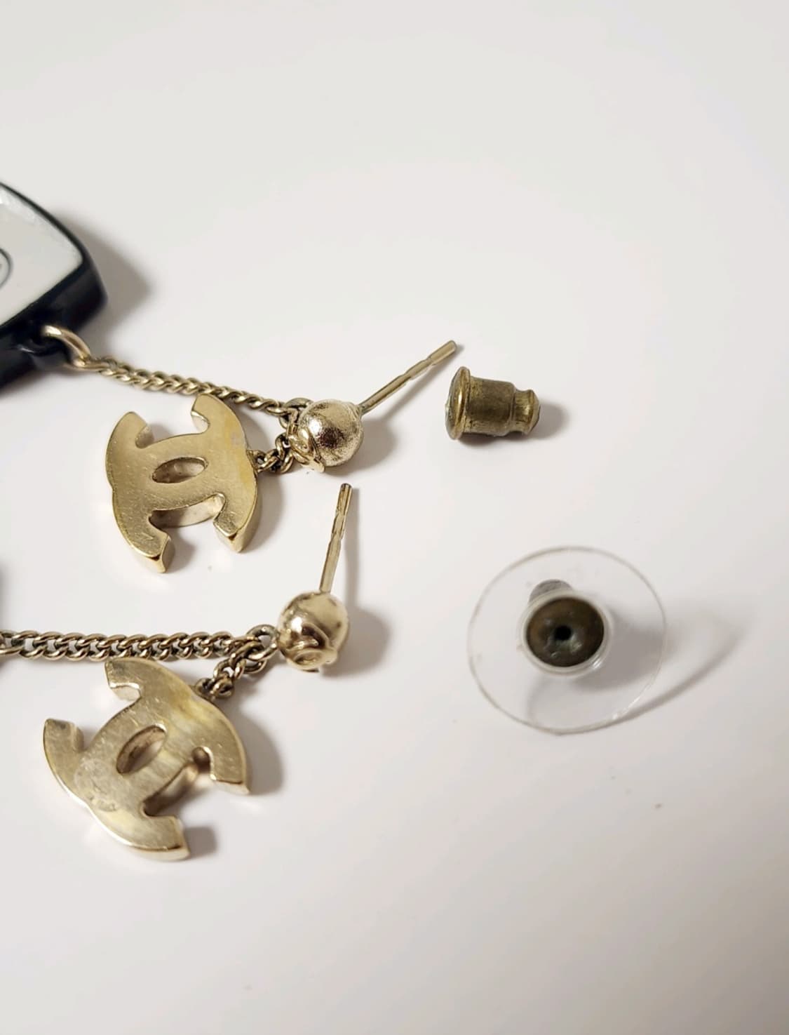 샤넬 CC로고 큐브 장식 드롭 귀걸이  상품이미지5