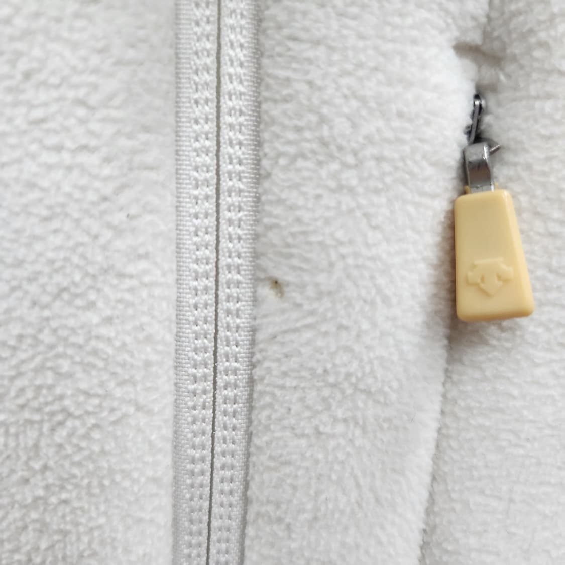 데상트 하이브리드(몸후리스/소매점퍼) 집업 상품이미지6