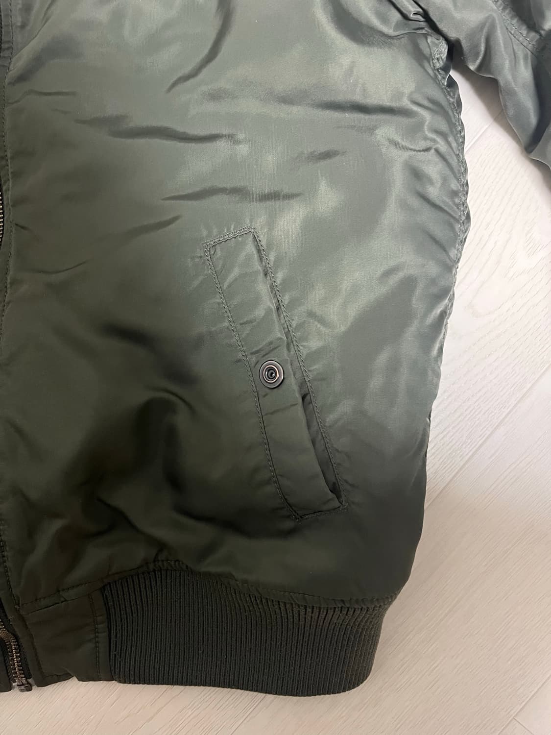 디키즈 항공점퍼 판매합니다. 상품이미지4