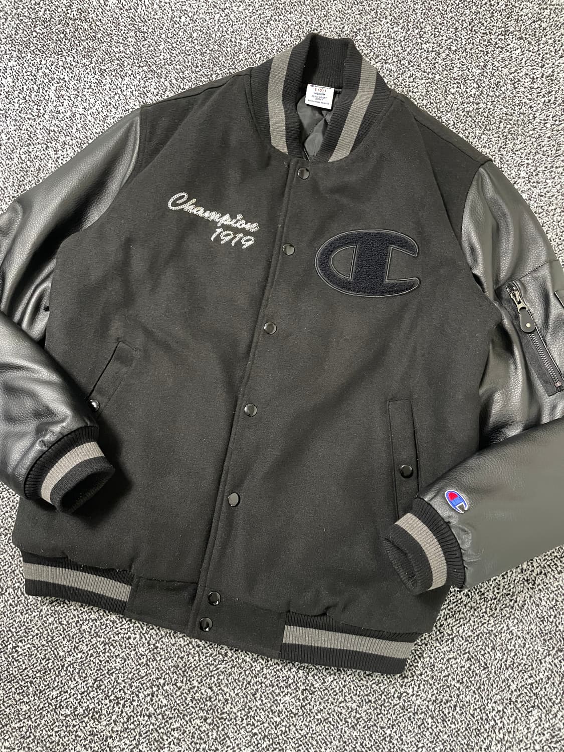 빈티지9. 챔피온 바시티 봄버 자켓 레더 가죽 라이더 빅로고 블랙 상품이미지2