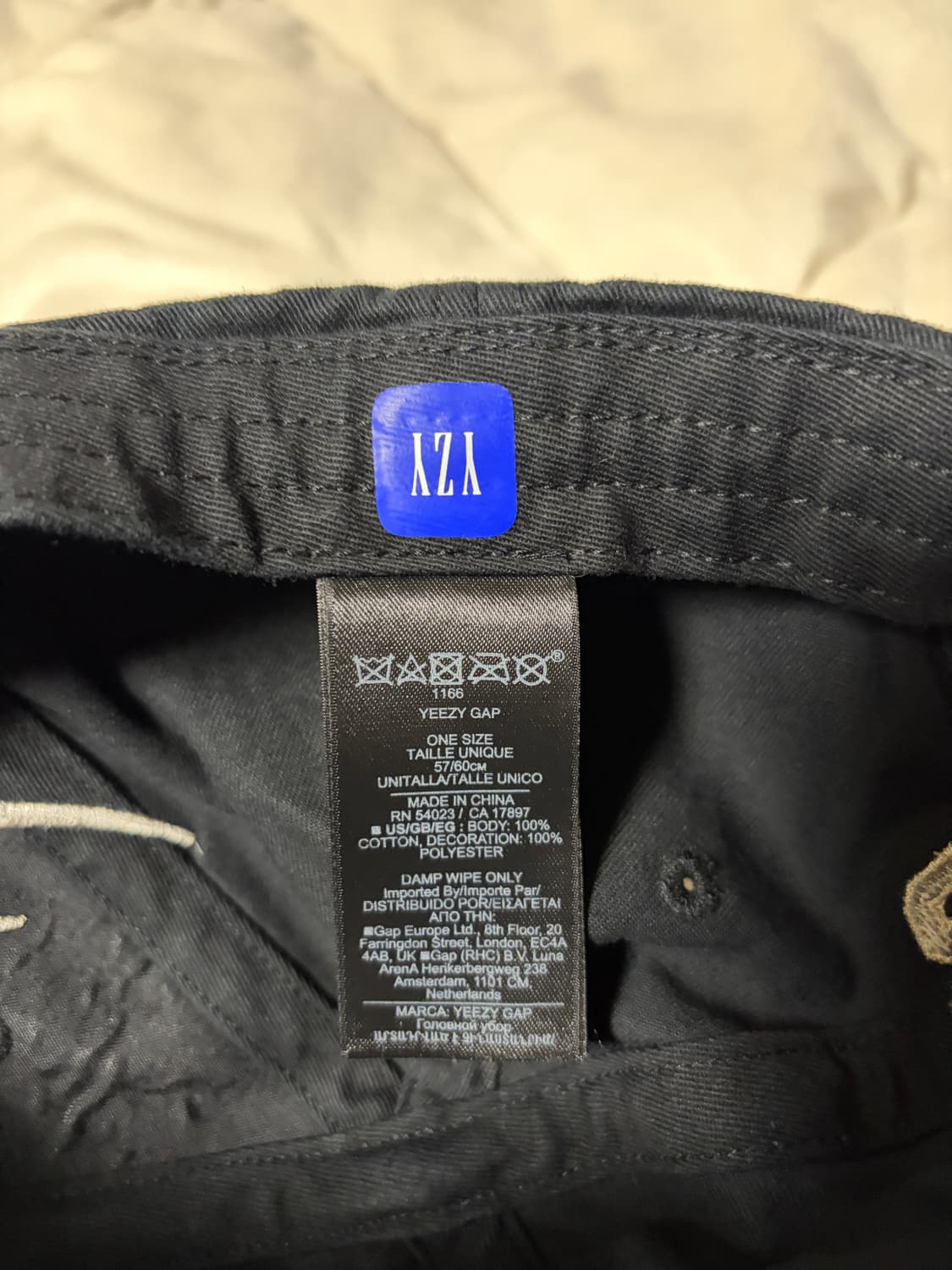 이지갭 발렌시아가 플레임캡 상품이미지2