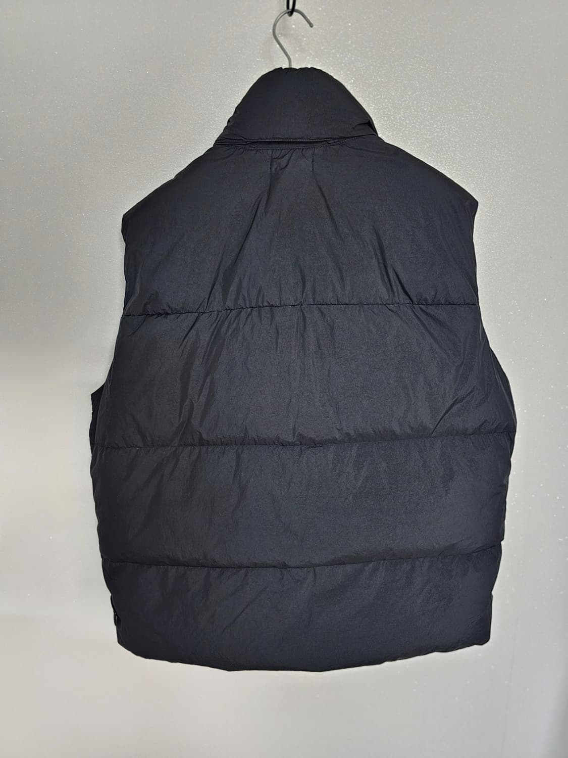 스톤아일랜드 리사이클 나일론 다운 베스트 23FW 상품이미지2