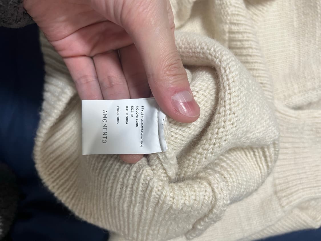 아모멘토 니트집업 상품이미지4