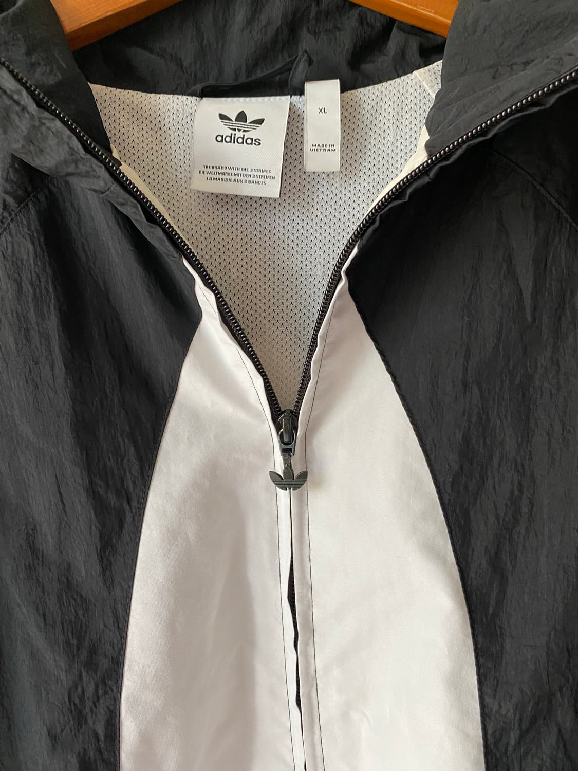 아디다스 파이어버드 우븐 바람막이 XL 상품이미지3