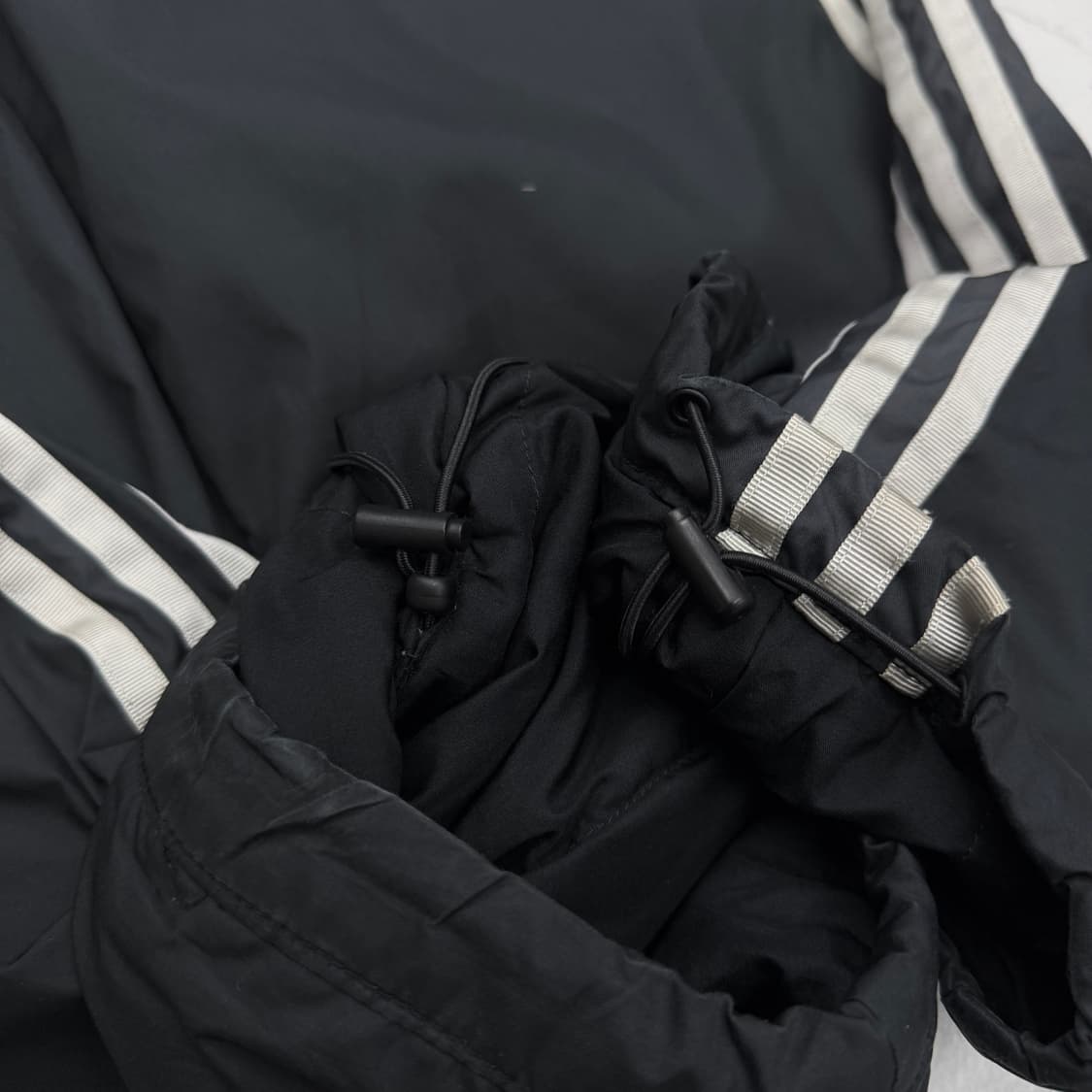 아디다스 00s 삼선 올드스쿨 와이드 바람막이 트랙팬츠 상품이미지4