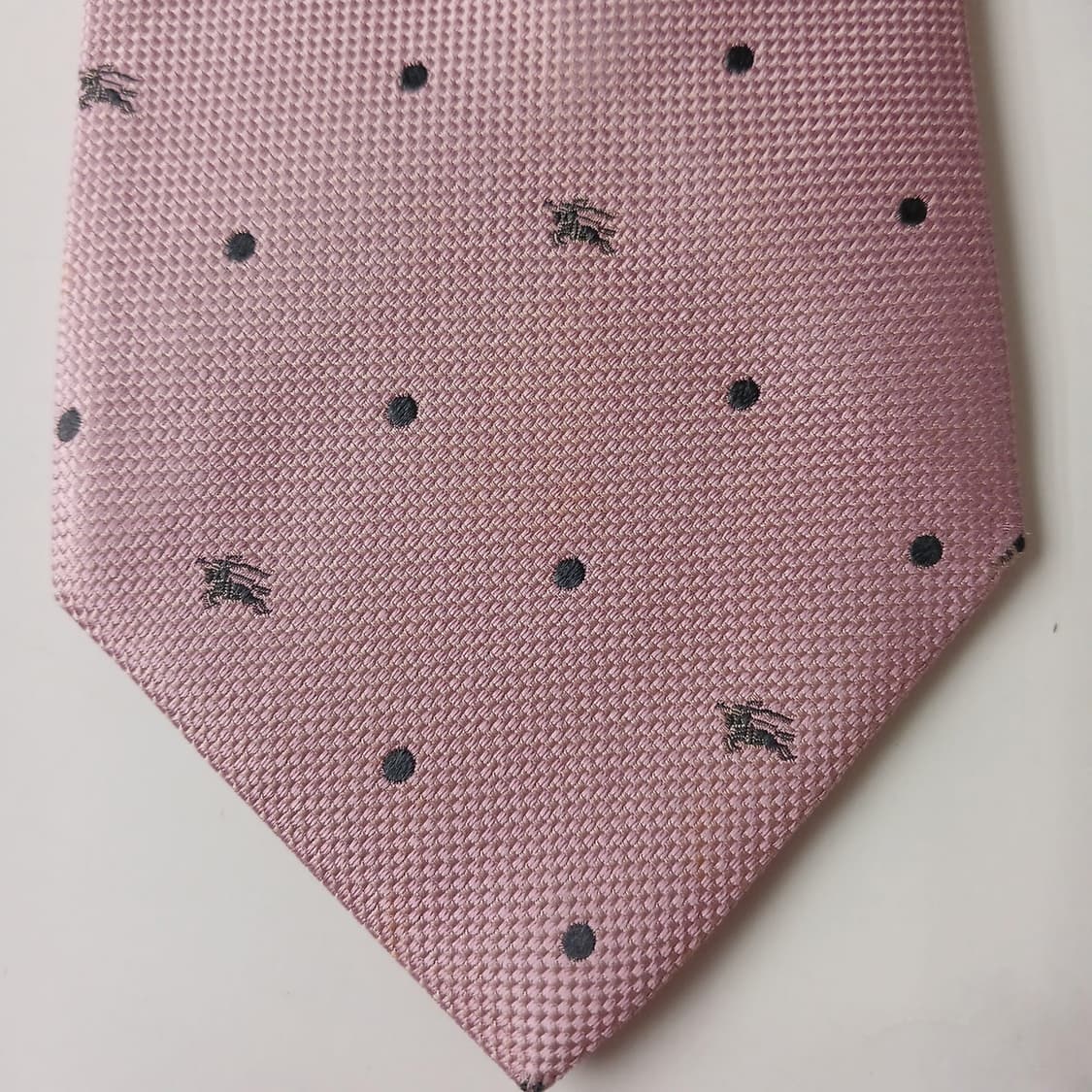 버버리 실크 핑크 도트&기마사 자수 넥타이 9.7cm B등급 A18910 상품이미지8