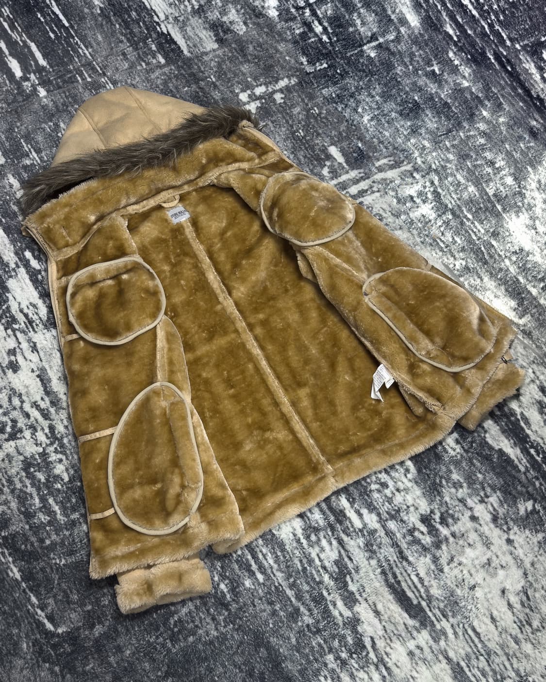 {Unknown} Beige Faux Fur Hood Jacket 상품이미지6