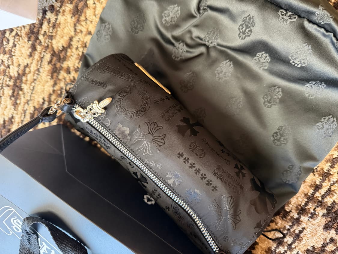 크롬하츠 원통 나일론 미니가방 상품이미지2