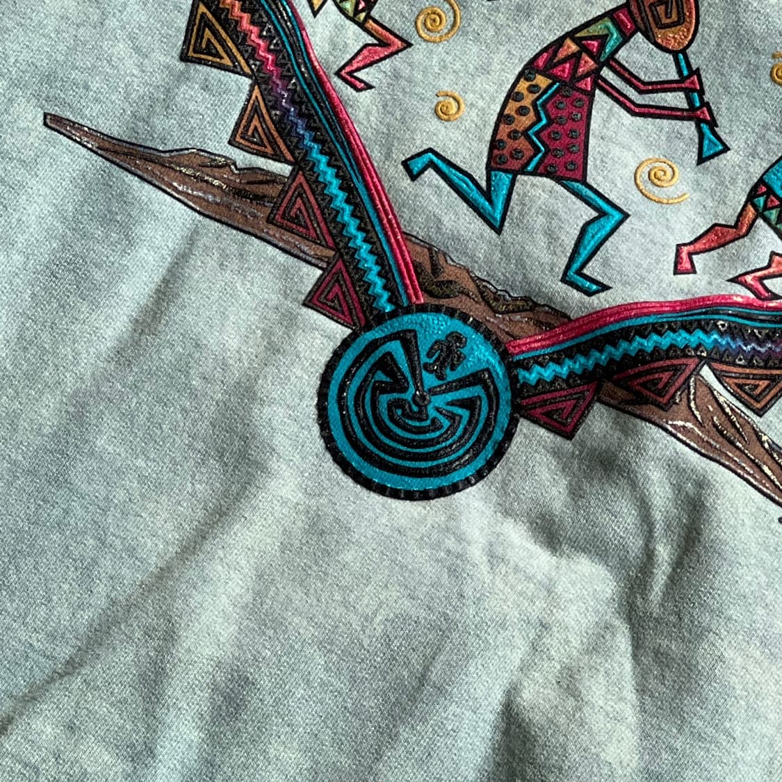 Embossing Sweatshirt 후루츠패밀리