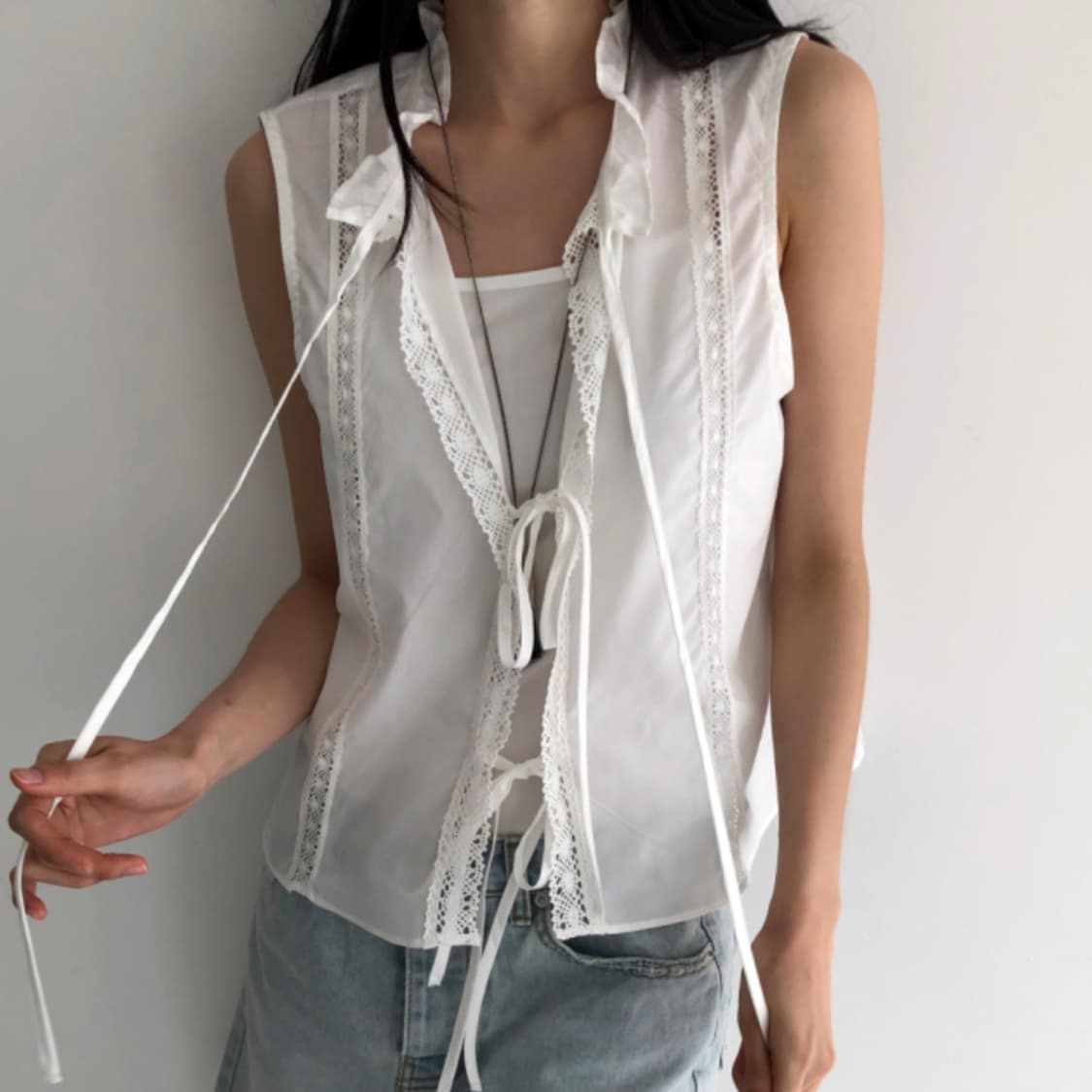 리펠러(REPELLER) 토션레이스 블라우스 프리사이즈 상품이미지2