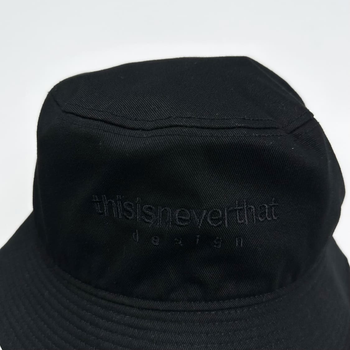 디스이즈네버댓 디네댓 스펠아웃 버킷햇 블랙 상품이미지4