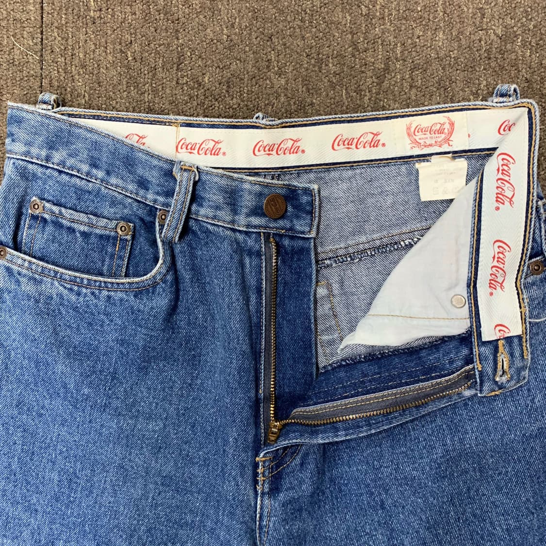 [29] 코카콜라 배기핏 데님팬츠 상품이미지4