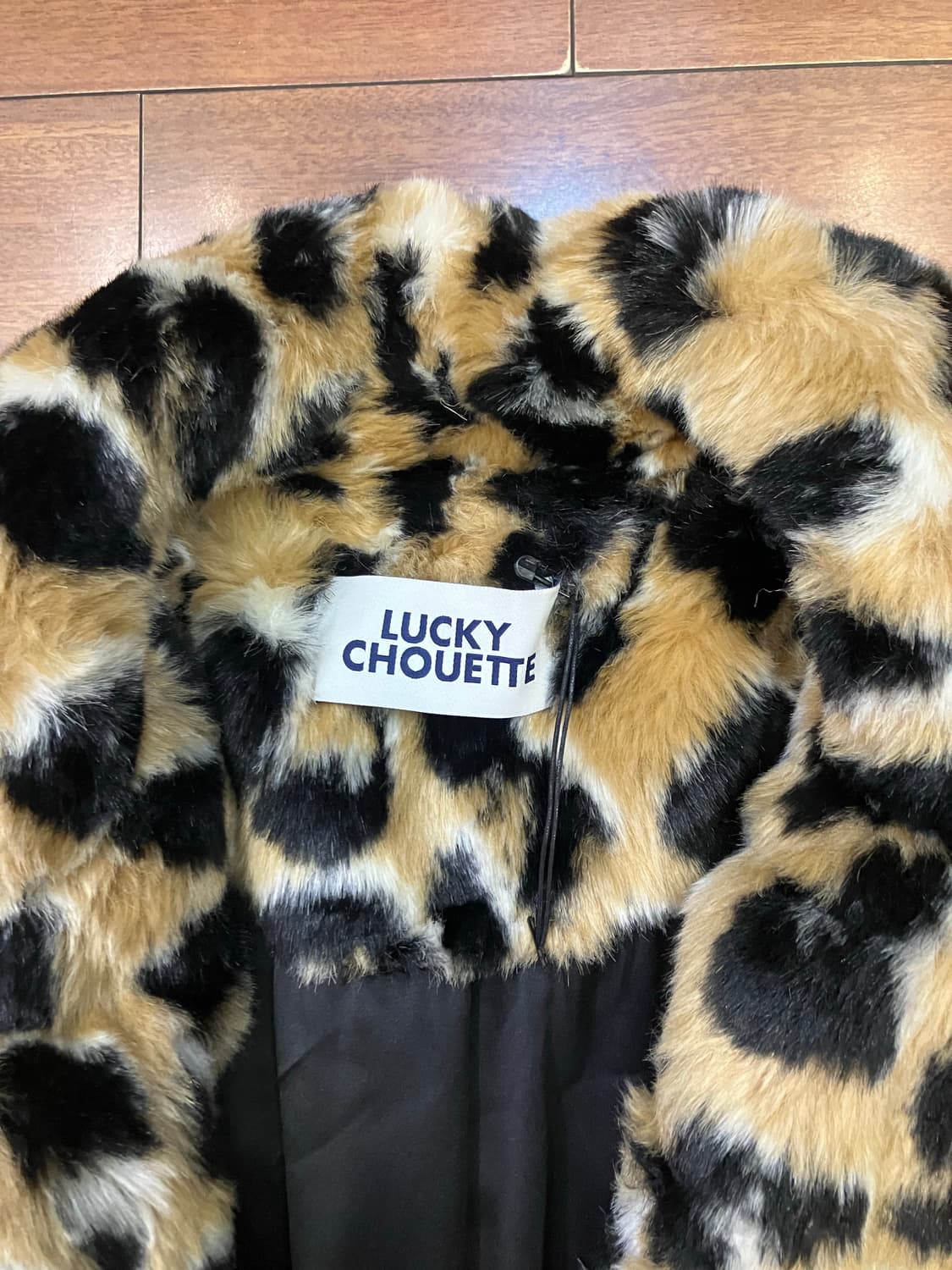 럭키슈에뜨 호피 퍼 코트 상품이미지4