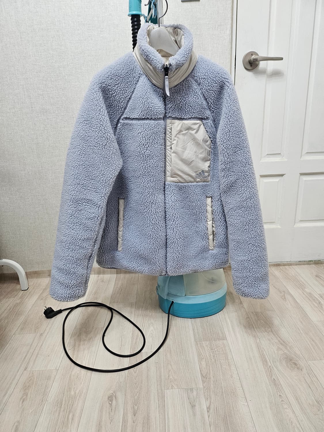 (90~95)S ☆초대장급☆아디다스 리버시블[스카이블루] 쉐르파후리스점퍼 상품이미지1