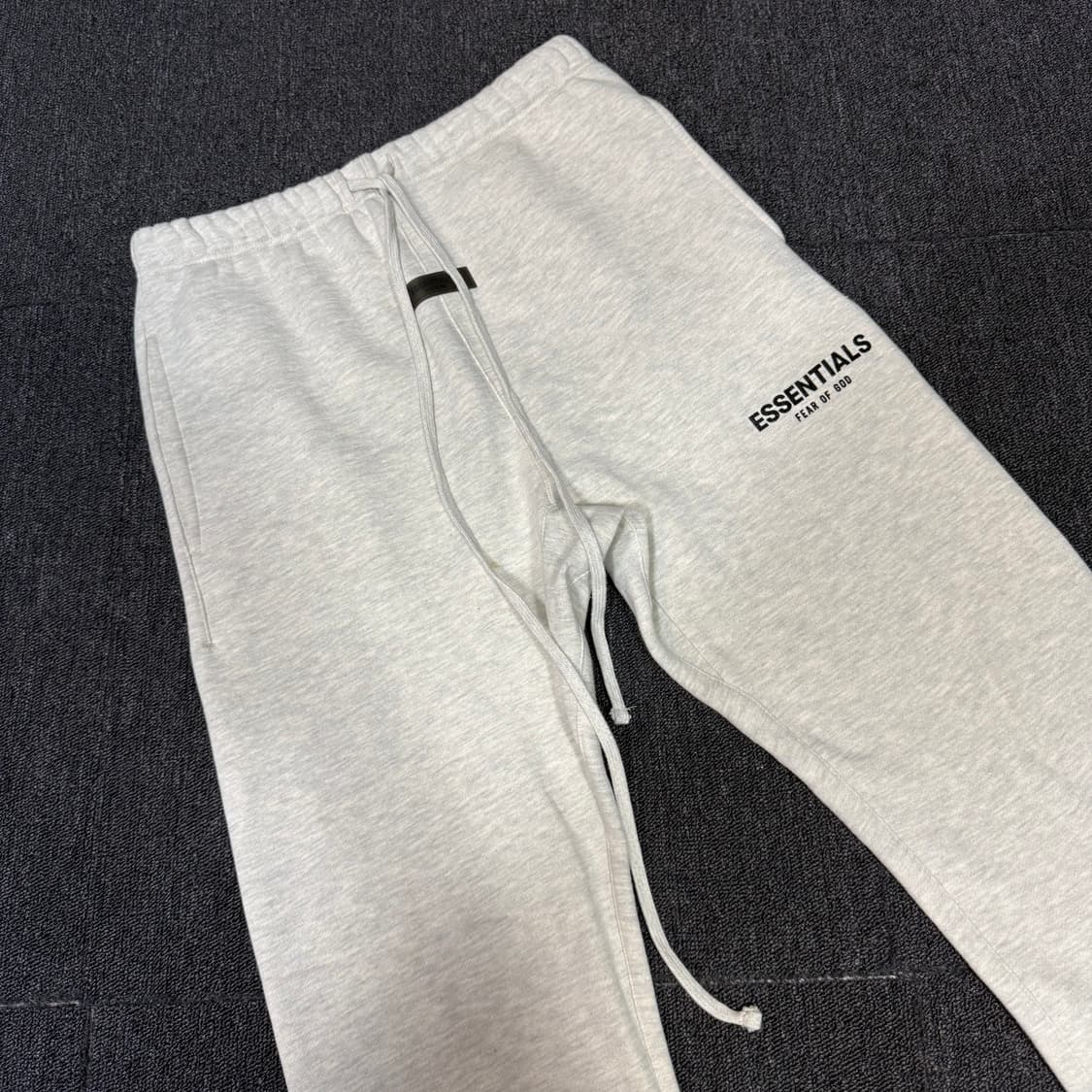 피어오브갓 에센셜 기모 트레이닝 팬츠 상품이미지2